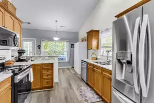 126 Cannonsmill Ln, Summerville, SC 29485 - Photo 18