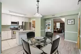 506 Upland Pl, Mount Pleasant, SC 29464 - Photo 8