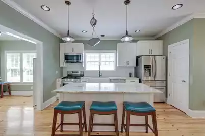 202 Pine Street W, Summerville, SC 29485 - Photo 6