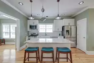 202 Pine Street W, Summerville, SC 29485 - Photo 6