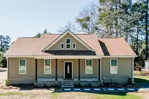 1614 Lindstedt Ln, Holly Hill, SC 29059 - Photo 2