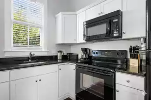 23 H St, Charleston, SC 29403 - Photo 4