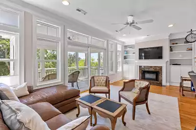 1551 Sea Palms Crescent, Mount Pleasant, SC 29464 - Photo 4