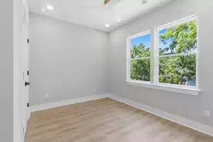 1924 Redwood St, North Charleston, SC 29405 - Photo 22