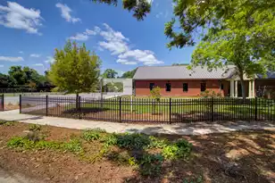 2009 Arbutus Ave, Charleston, SC 29405 - Photo 34