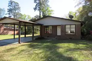 516 Rosewood Dr, Orangeburg, SC 29115 - Photo 1