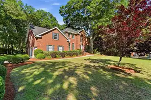 686 Cain Dr, Mount Pleasant, SC 29464 - Photo 2