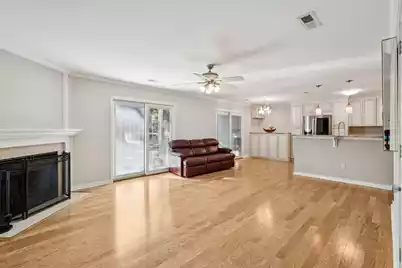7951 Cricket Court #Unit 403, North Charleston, SC 29418 - Photo 6