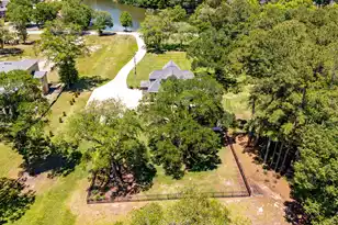 975 Mayfield St, Summerville, SC 29485 - Photo 58