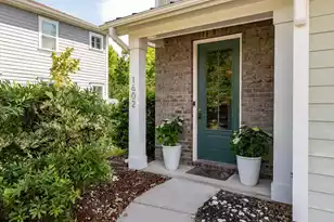 1602 Mermentau St, Mount Pleasant, SC 29466 - Photo 2