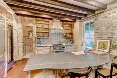 29 Broad Street #Unit B, Charleston, SC 29401 - Photo 2