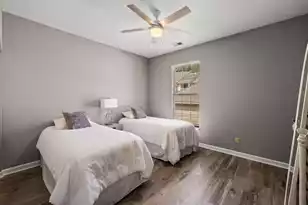 1600 Long Grove Dr, Mount Pleasant, SC 29464 - Photo 16
