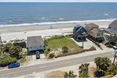 1567 Ashley Avenue E, Folly Beach, SC 29439 - Photo 30