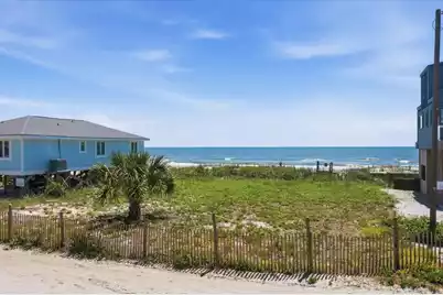 1567 Ashley Avenue E, Folly Beach, SC 29439 - Photo 2