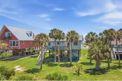 1726 Ashley Avenue E, Folly Beach, SC 29439 - Photo 52