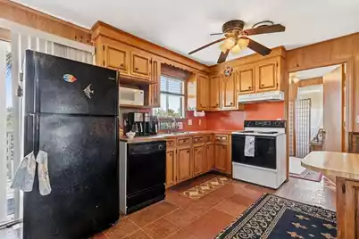 1726 Ashley Avenue E, Folly Beach, SC 29439 - Photo 20