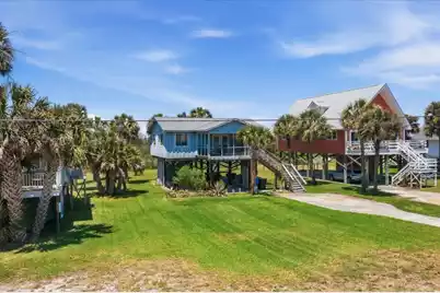 1726 Ashley Avenue E, Folly Beach, SC 29439 - Photo 54