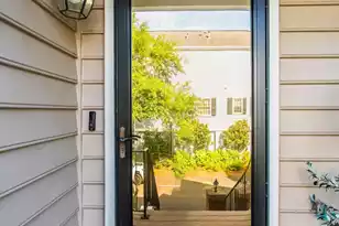36 Harleston Pl, Charleston, SC 29401 - Photo 4