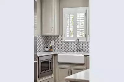 36 Harleston Place, Charleston, SC 29401 - Photo 12