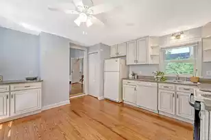 301 Richardson Ave Ave E, Summerville, SC 29483 - Photo 18