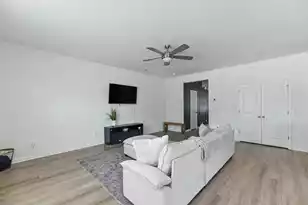 202 Palfrey Dr, Ridgeville, SC 29472 - Photo 6