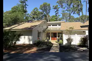 21 Myrtle Bank Rd, Hilton Head Island, SC 29926 - Photo 2