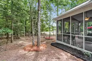 621 Beverly Dr, Summerville, SC 29485 - Photo 8