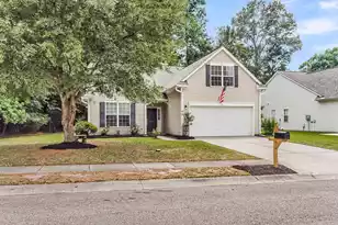 621 Beverly Dr, Summerville, SC 29485 - Photo 2