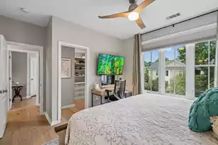 250 Seven Farms Drive, Charleston, SC 29492 - Photo 24