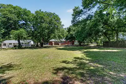 211 6th Avenue, Mount Pleasant, SC 29464 - Photo 14