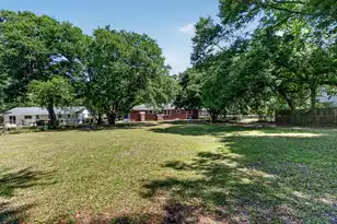 211 6th Ave, Mount Pleasant, SC 29464 - Photo 14