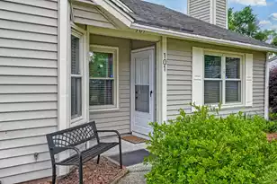 101 Coventry Rd, Summerville, SC 29486 - Photo 2