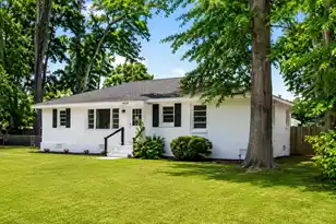 4628 Watkins Rd, North Charleston, SC 29418 - Photo 2
