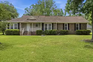101 Hanover Ct, Summerville, SC 29485 - Photo 2