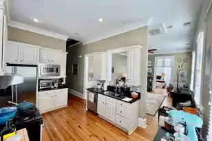 192 Wentworth St, Charleston, SC 29401 - Photo 6