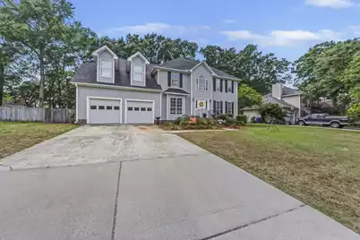 635 Fishermans Bend, Mount Pleasant, SC 29464 - Photo 2