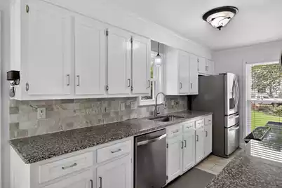 27 Westside Drive, Charleston, SC 29412 - Photo 12