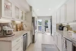 1004 Ventura Pl, Mount Pleasant, SC 29464 - Photo 8