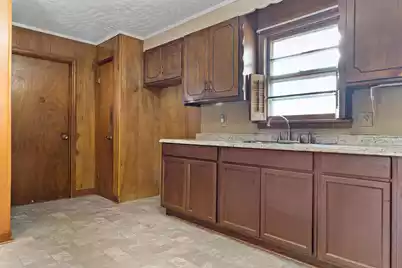 1221 Glenrobinson Lane, Orangeburg, SC 29115 - Photo 10