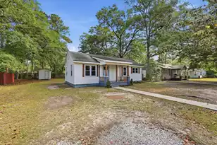 513 Warren St, Walterboro, SC 29488 - Photo 2