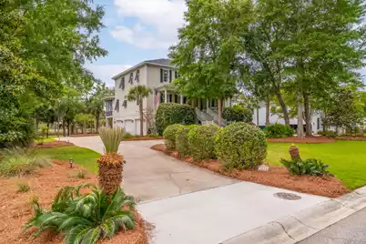 2324 Darts Cove Way, Mount Pleasant, SC 29466 - Photo 2