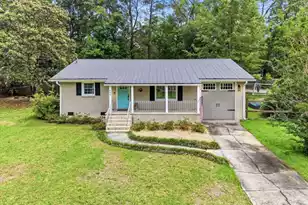 400 Forest Cir, Summerville, SC 29483 - Photo 2