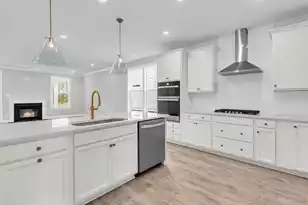 733 Maynard Ln, Summerville, SC 29486 - Photo 12