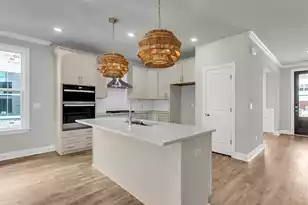 733 Maynard Ln, Summerville, SC 29486 - Photo 8