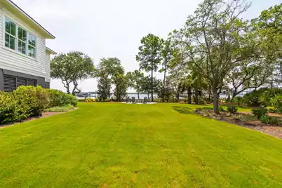 401 Wayfaring Point, Daniel Island, SC 29492 - Photo 2