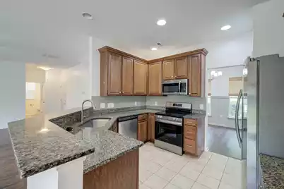 1054 Whitlow Boulevard, Summerville, SC 29483 - Photo 6