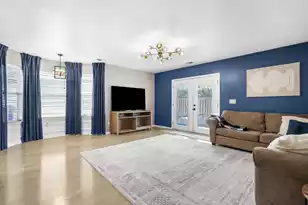 9271 Ayscough Rd, Summerville, SC 29485 - Photo 8