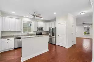 5201 Celtic Dr, North Charleston, SC 29405 - Photo 14