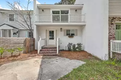 958 Myrtle Court, Mount Pleasant, SC 29464 - Photo 4