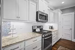 402 Sumter #, Charleston, SC 29403 - Photo 12